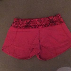 Lululemon speed shorts size 4- (4way no undies)
